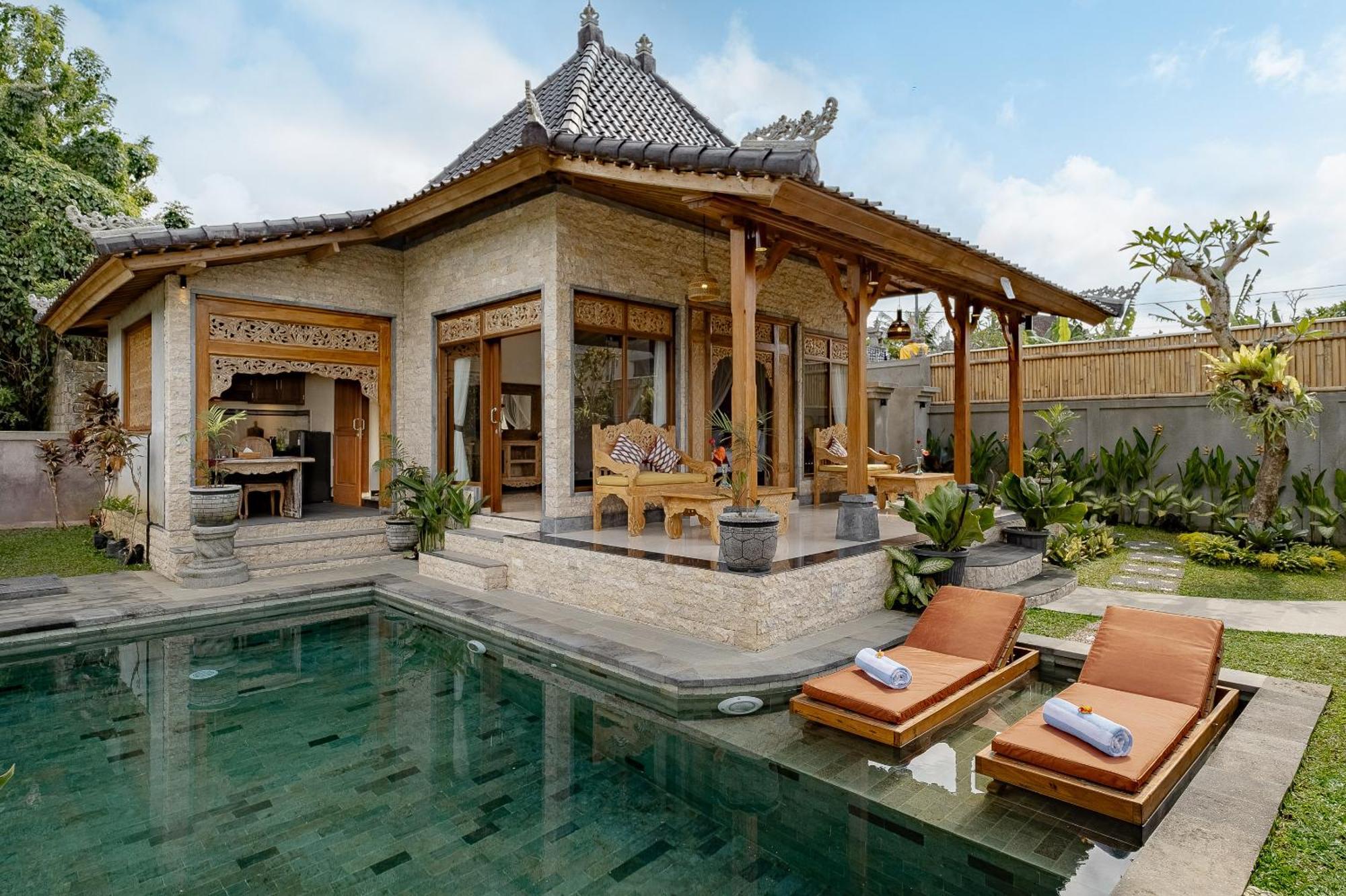Ari Yudha Ubud Villa エクステリア 写真